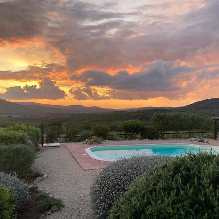 La Villa De I Casali Del Troscio カパルビオ エクステリア 写真